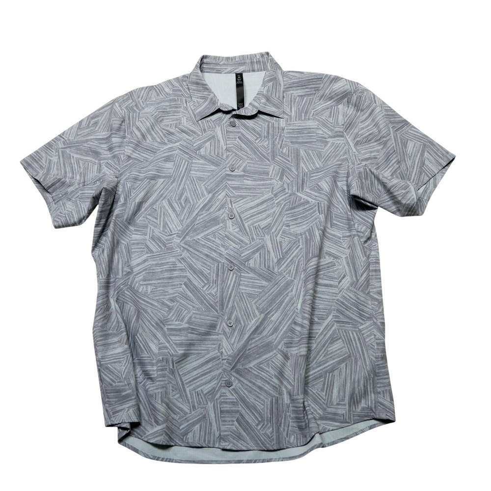 Lululemon Athletica Shirt Mens 2XL Gray Geometric Short Sleeve Button Up Stretch